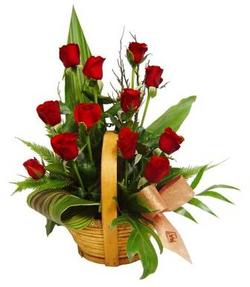 �i�ek�i Sevgini g�ster g�lleri izmite �i�ek sat���