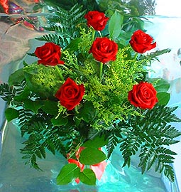 �zmit �ehrine �i�ek yolla sizi ona sevdiren �i�ek