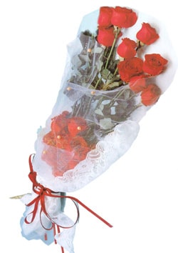 �i�ek�i d�kkan�m�z�n en g�rsel �r�n� 9 adet k�rm�z� g�lden buket