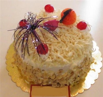�zenle haz�rlanm�� �i�ekler  4 ile 6 ki�ilik ya�pasta pasta sipari�i