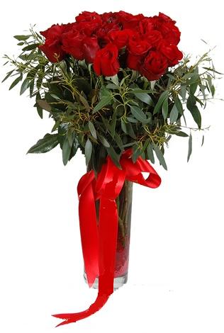 kocaeli ucuz �i�ek sitemizden  11 adet k�rm�z� g�l �i�e�i izmite �i�ek sat���