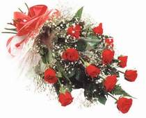 �zmit �ehrine �i�ek yolla Sevgiliye �zel k�rm�z� g�ller